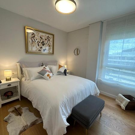 Apartamento A estrenar amplio con piscina y parking Getxo Exterior foto